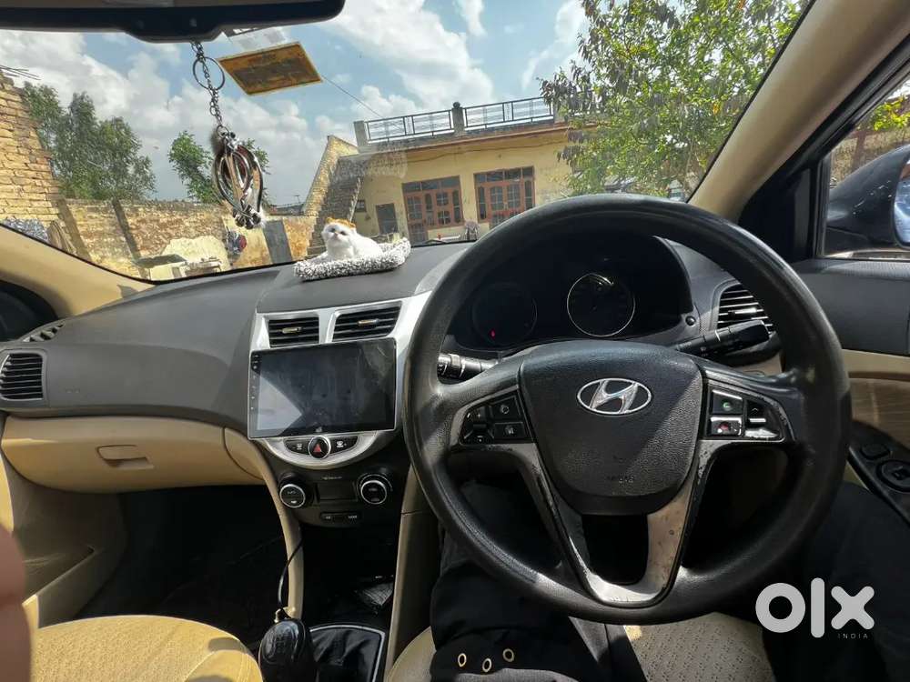 Hyundai Fluidic Verna 2016