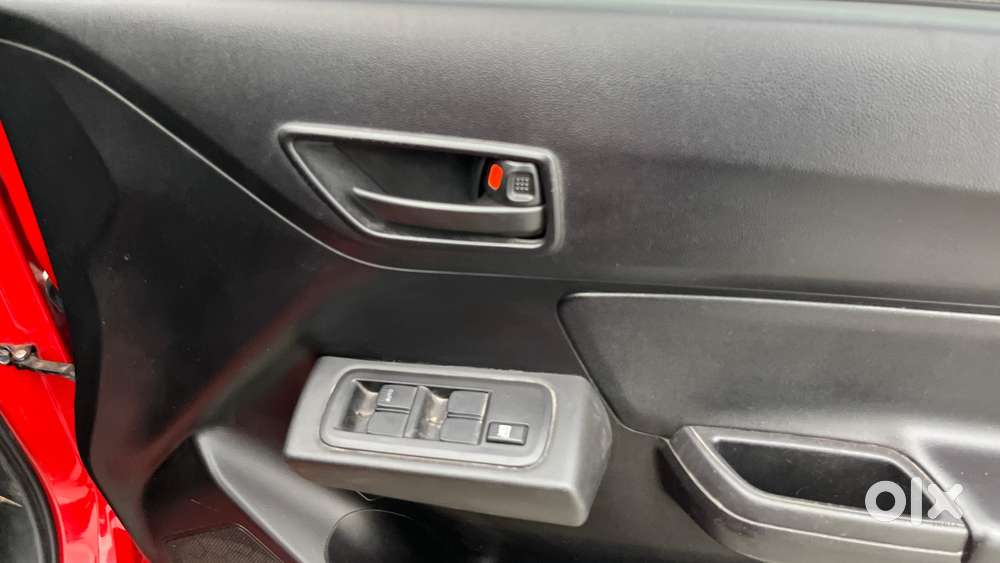 Maruti Suzuki Swift Lxi, 2020, Petrol