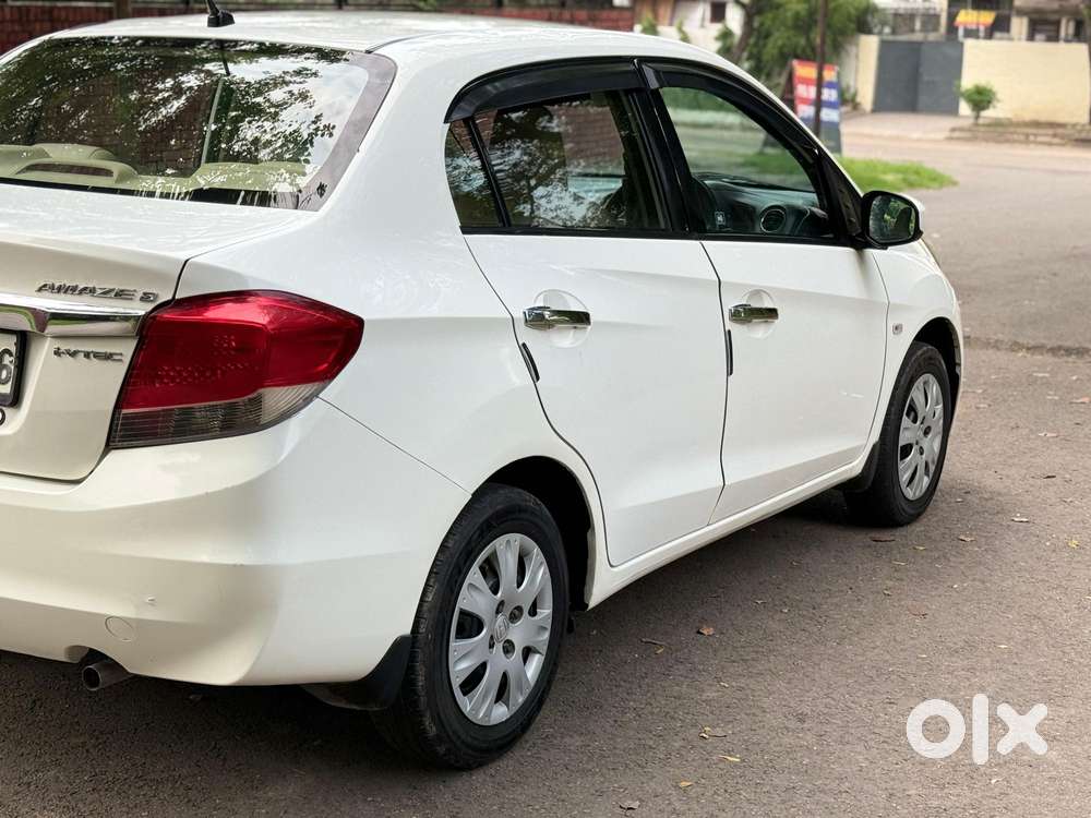 Honda Amaze V 1.2 Petrol Cvt, 2014, Petrol