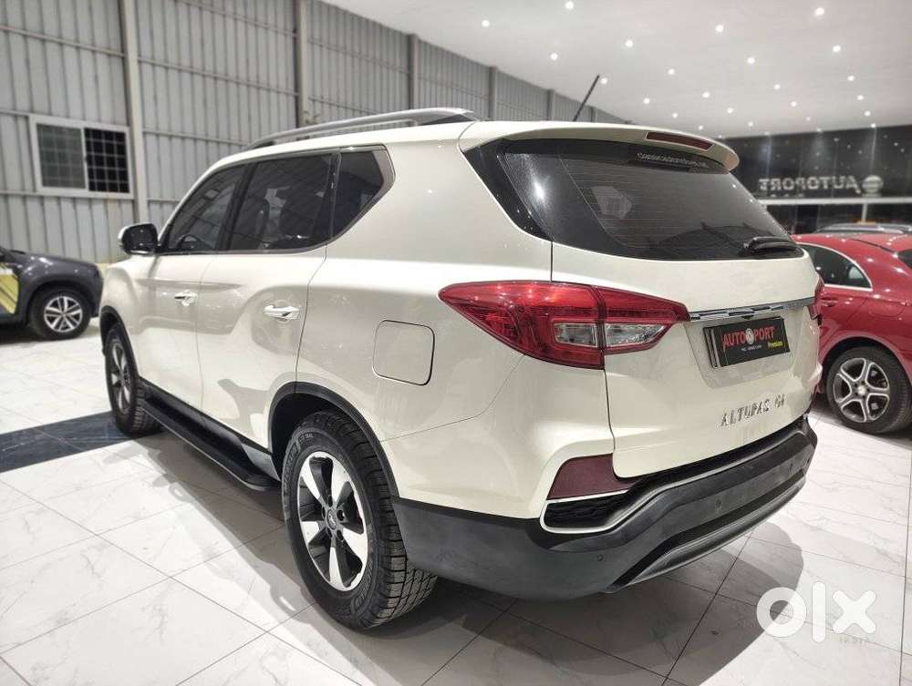 Mahindra Alturas G4 4wd At, 2021, Diesel