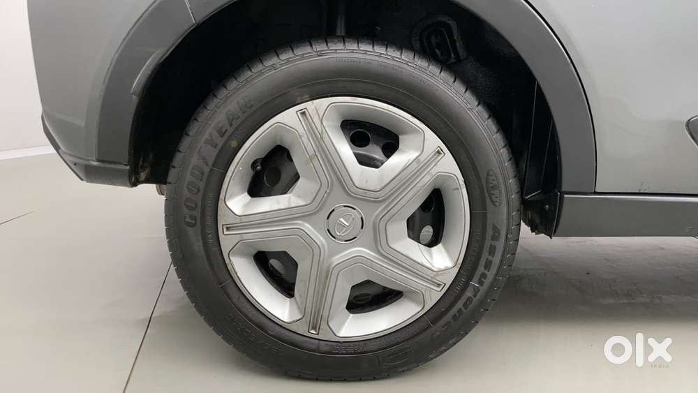 Tata Nexon 1.2 Revotron Xm (s), 2022, Cng & Hybrids