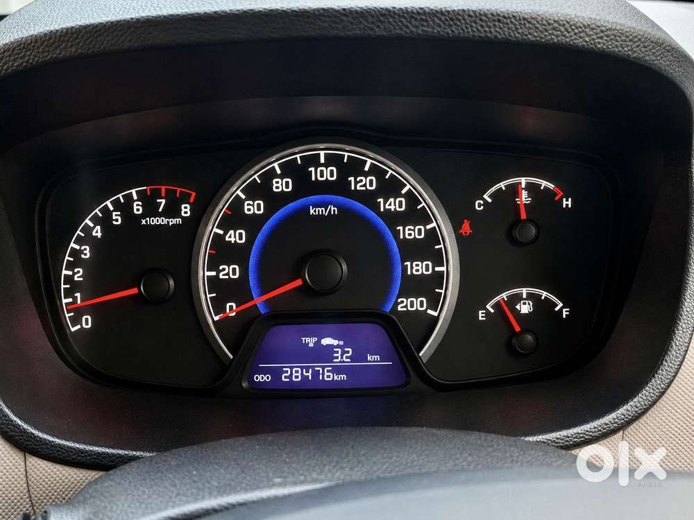 Hyundai Grand I10 Sportz Celebration Edition, 2016, Petrol