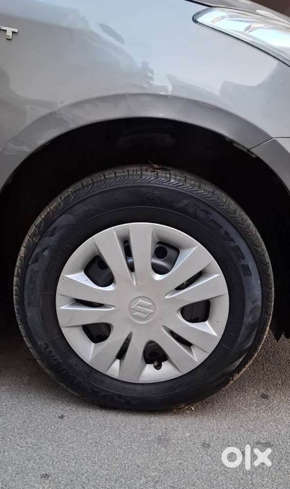 Maruti Suzuki Dzire 1.2 Vxi, 2014, Petrol