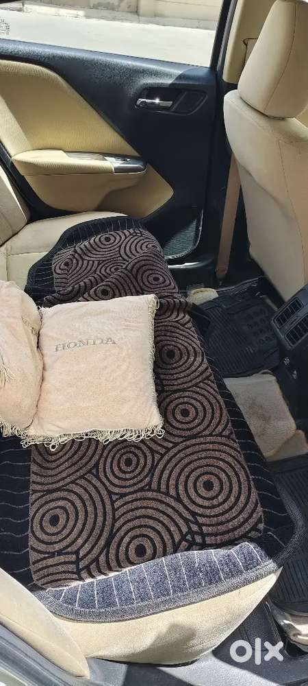 Honda City V ( Petrol + Cng )