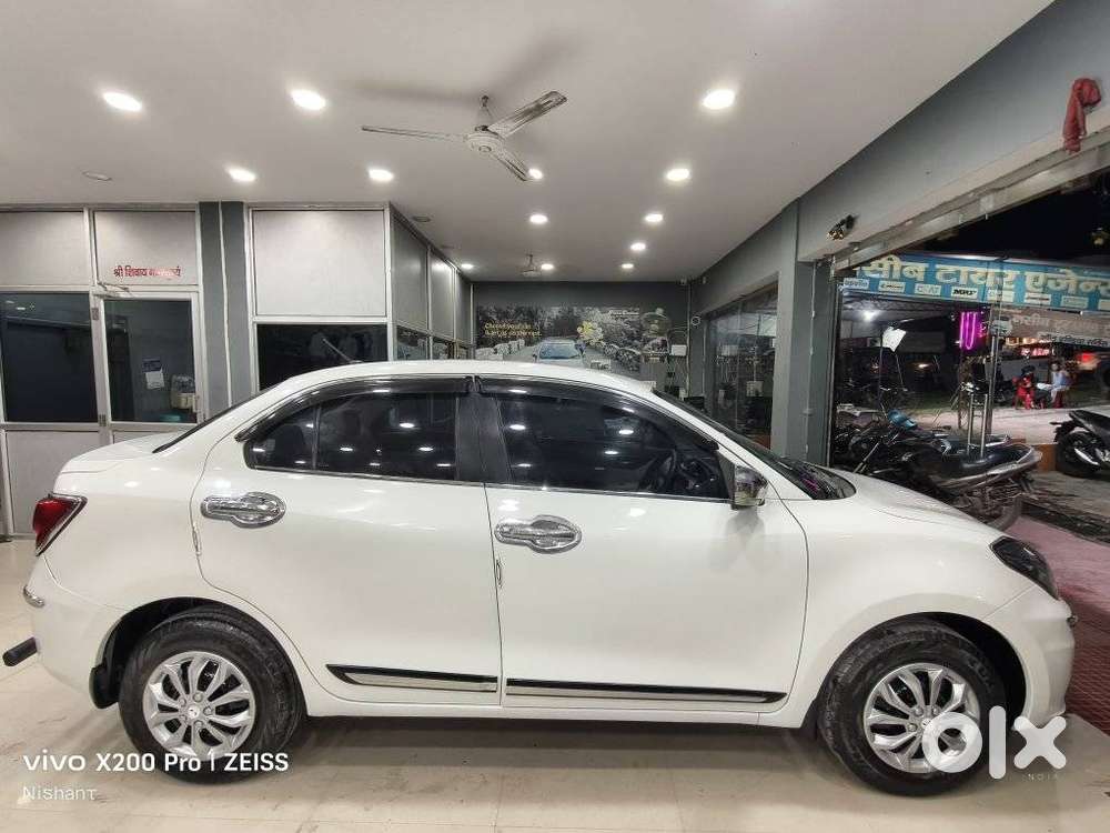Maruti Suzuki Dzire 1.2 Vxi, 2022, Petrol