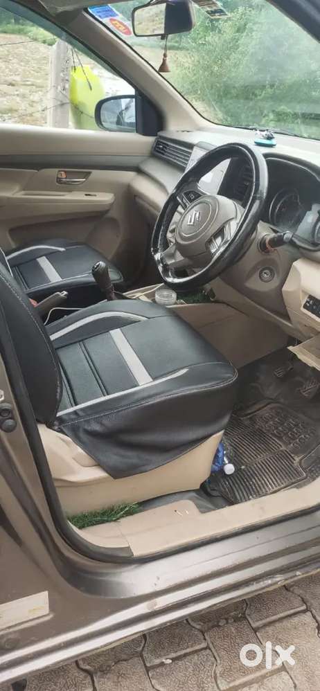 Maruti Suzuki Ertiga 2023 Vxi Cng