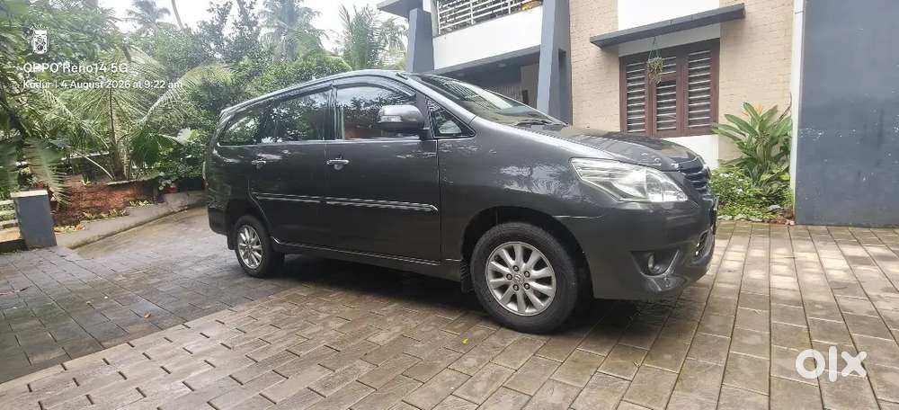 Toyota Innova 2.5 Vx 2012