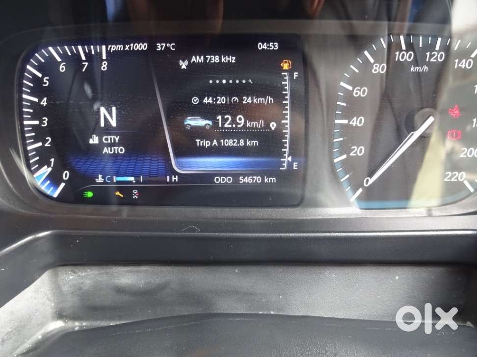 Tata Punch 1.2 Revotron Creative Amt Dual Tone, 2021, Petrol