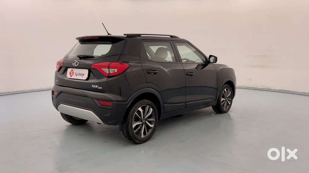 Mahindra Xuv300 W8 Option Diesel, 2021, Diesel