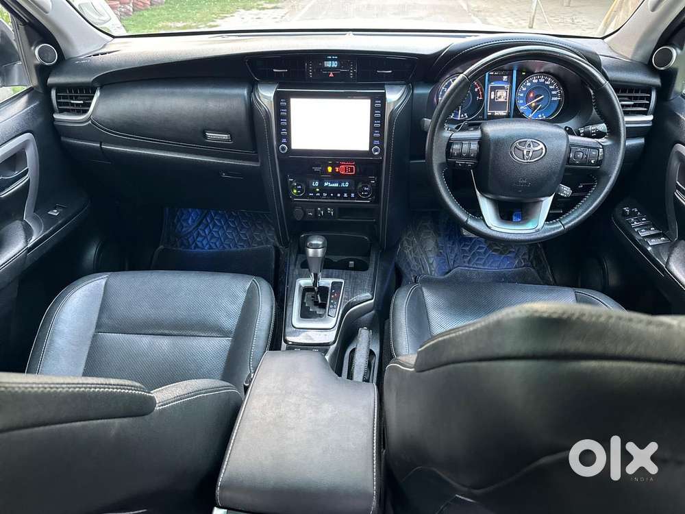 Toyota Fortuner 4x2 At 2.7 Petrol, 2024, Petrol