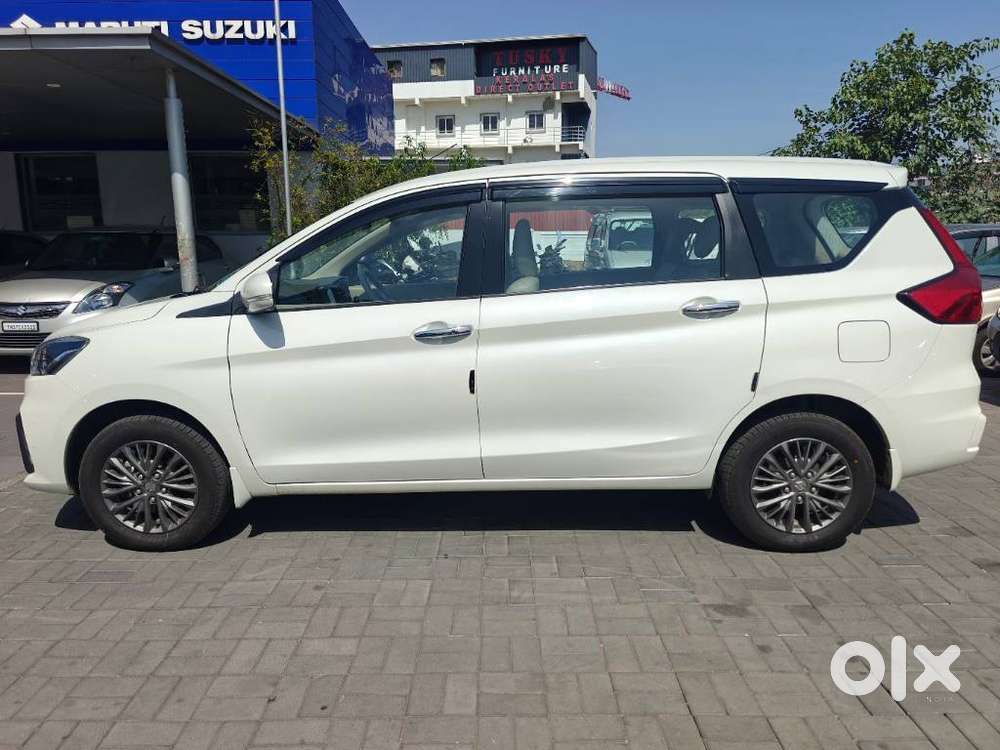 Maruti Suzuki Ertiga Zxi Plus Shvs, 2022, Petrol