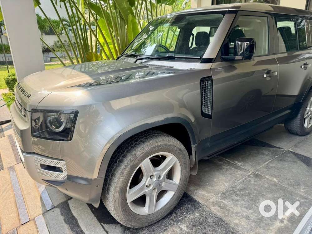 Land Rover Defender 2021