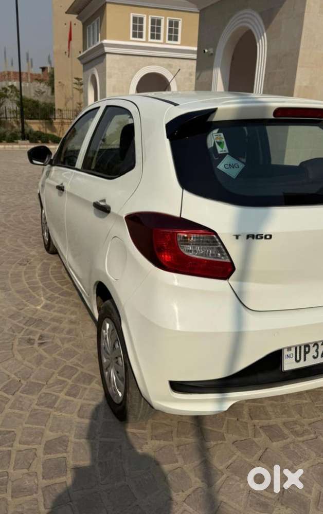 Tata Tigor Xe, 2022, Petrol