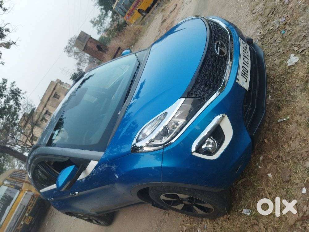 Tata Nexon 1.2 Revotron Xz Plus Dual Tone, 2018, Petrol