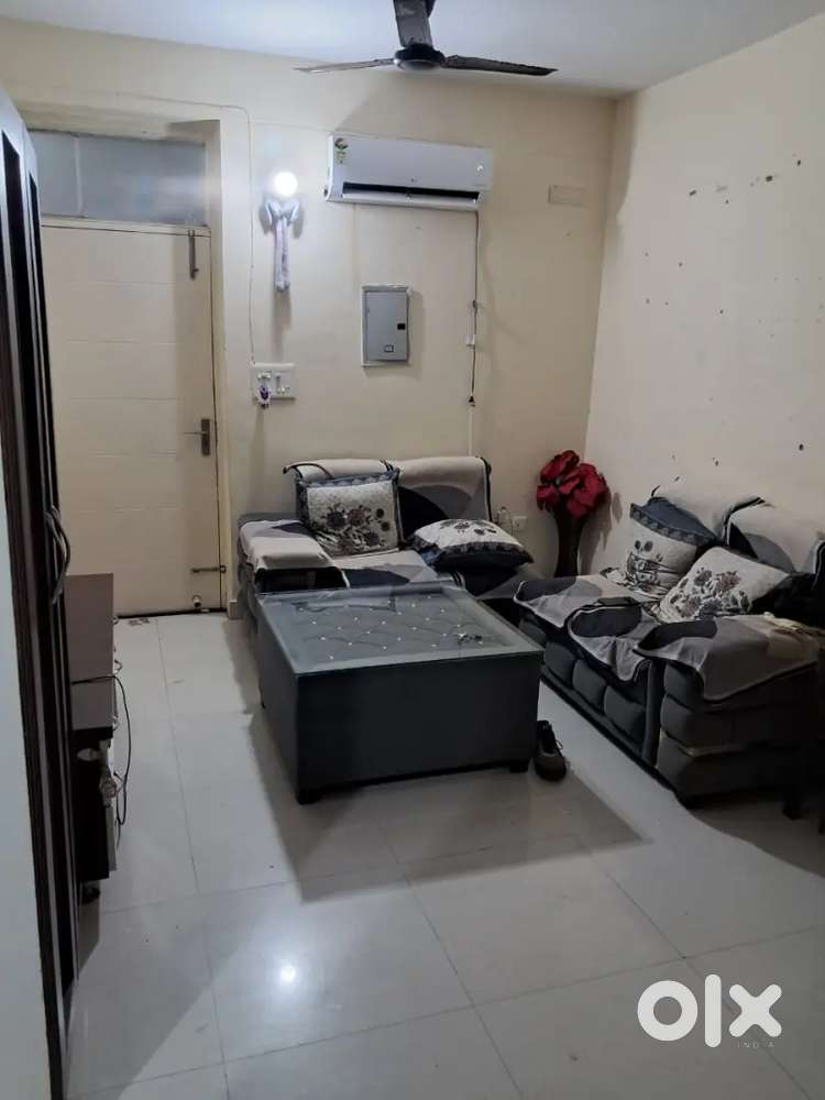 2BHK SEMI-FURNISHED FLAT ON RENT SBP HOUSING PARK DERABASSI