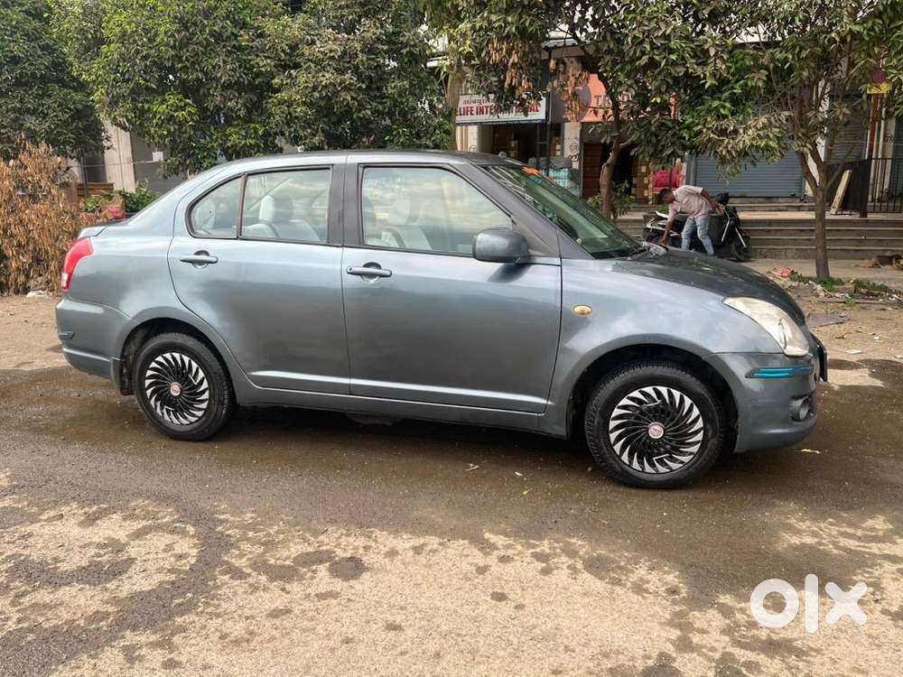 Maruti Suzuki Swift Dzire 2009 Petrol Well Maintained