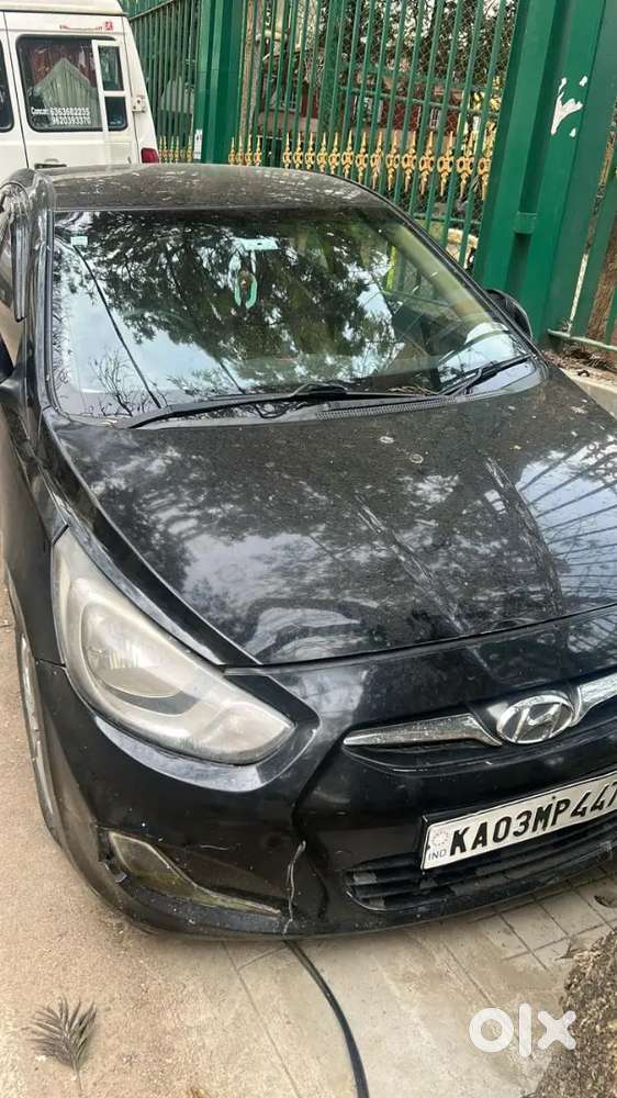 Hyundai Verna Fluidic 2011 Diesel 110000 Km Driven