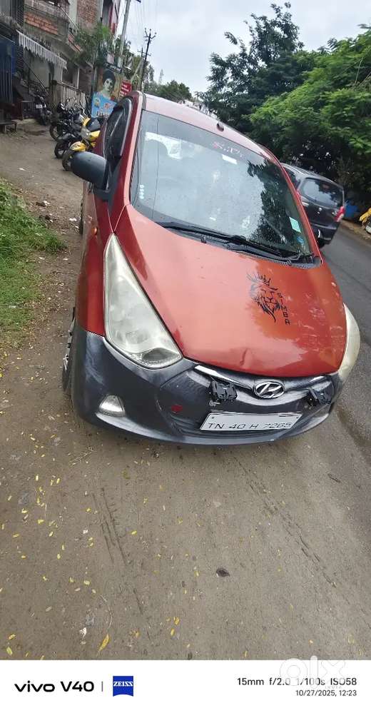 Hyundai Eon 2013 Petrol Well Maintained