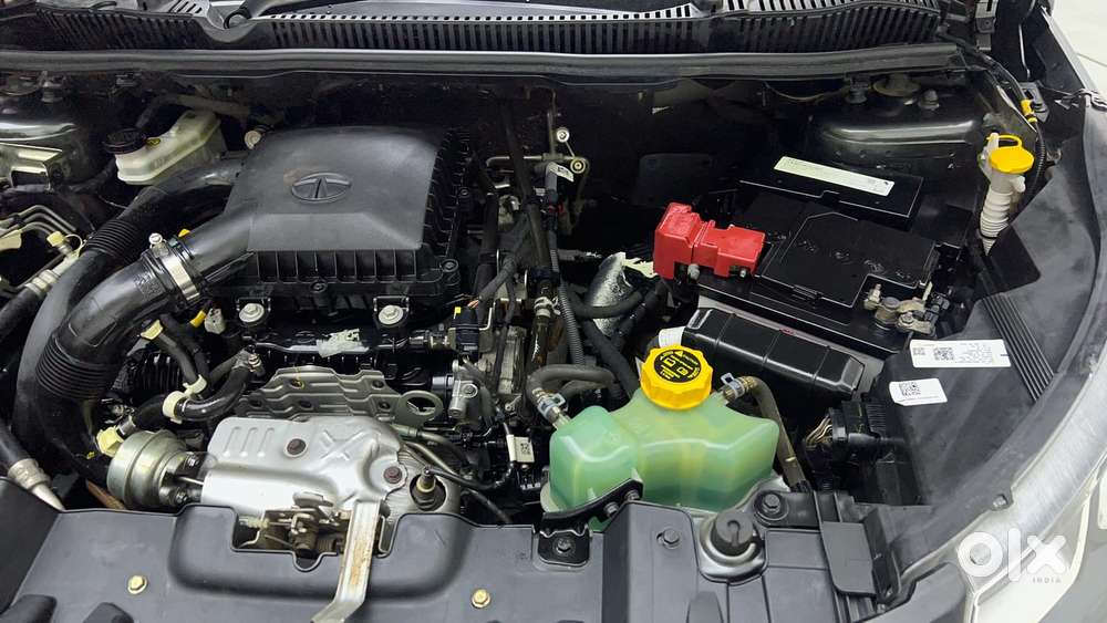 Tata Nexon 1.2 Revotron Xm (s), 2023, Petrol