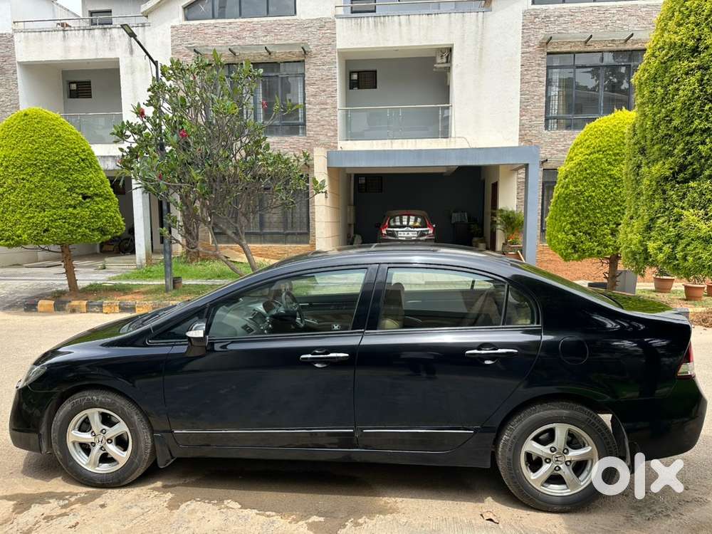 Honda Civic 1.8 V Mt Sunroof | Limited Edition | Immaculate