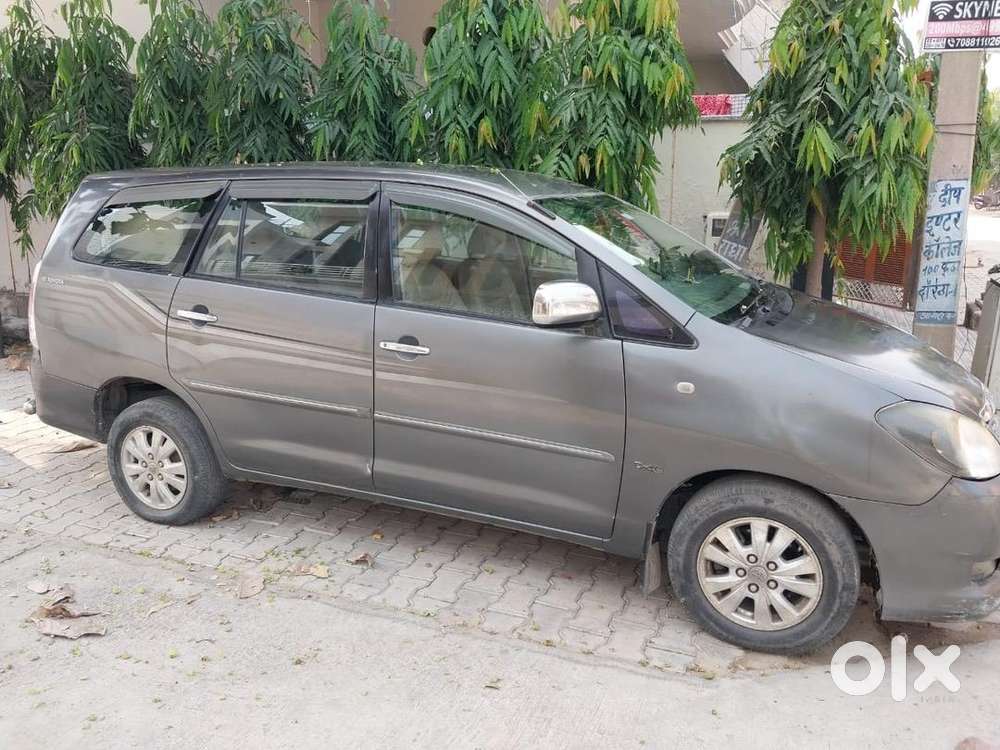 Toyota Innova 2009 Diesel Well Maintained