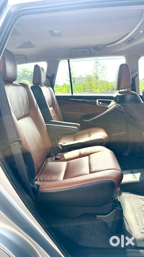 Toyota Innova Crysta 2.8 Zx At, 2016, Diesel