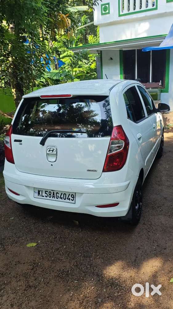 Hyundai I10 Sportz 2011