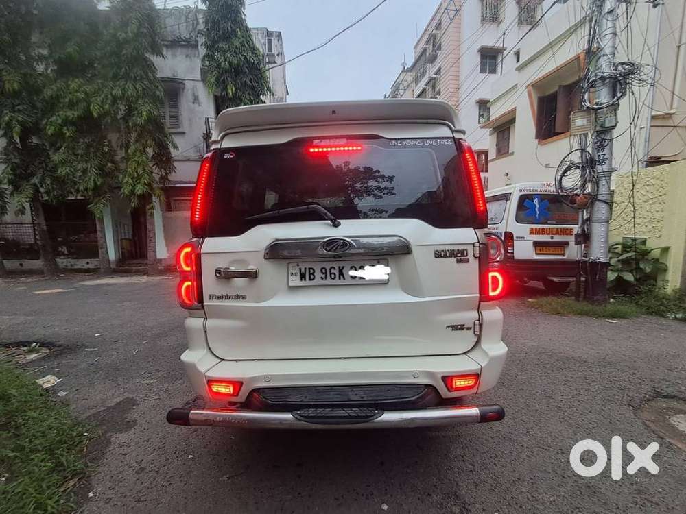 Mahindra Scorpio S11 Mt 7s, 2019