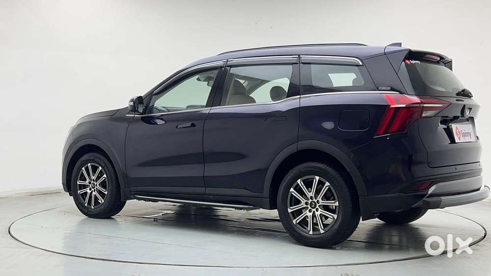 Mahindra Xuv700 2.0 Ax 7 Petrol Mt Str, 2024, Petrol