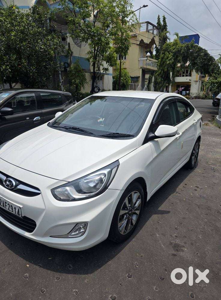 Hyundai Fluidic Verna 1.6 Vtvt Sx, 2014, Petrol