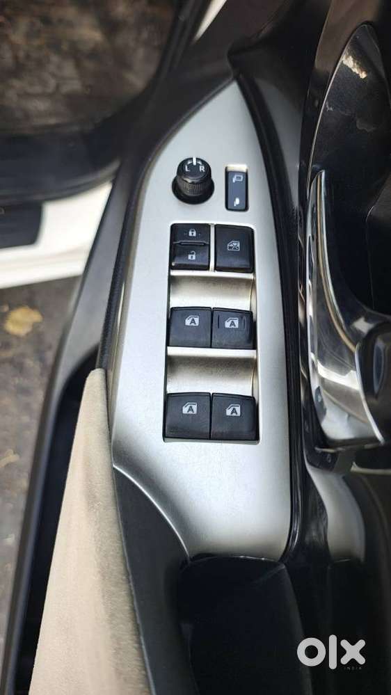 Toyota Innova Crysta 2.8z Automatic, 2019, Diesel