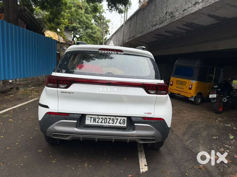 Kia Sonet Petrol 2023
