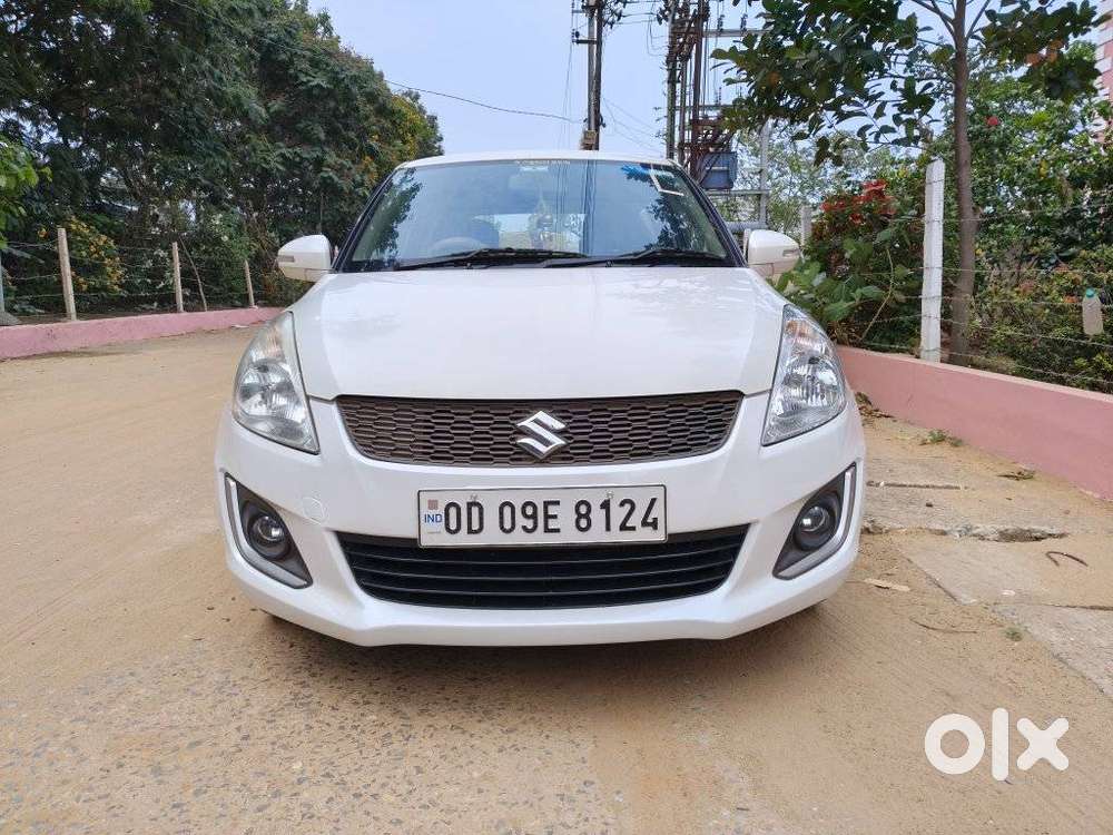 Maruti Suzuki Swift Vxi Optional, 2016, Petrol