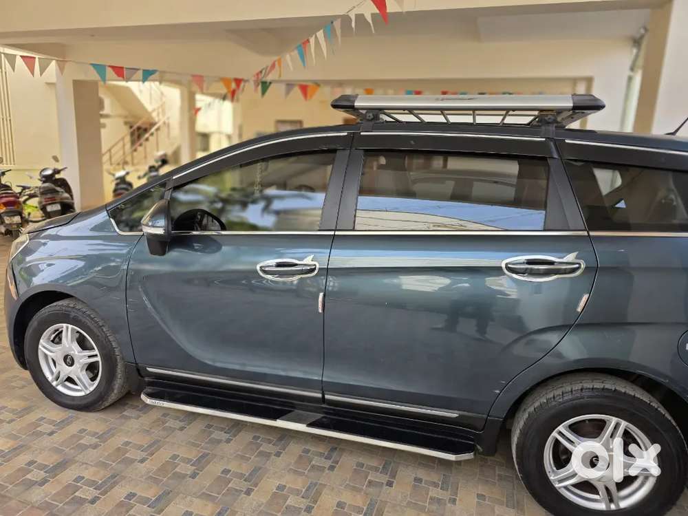 Mahindra Marazzo 2019 Diesel 75000 Km Driven