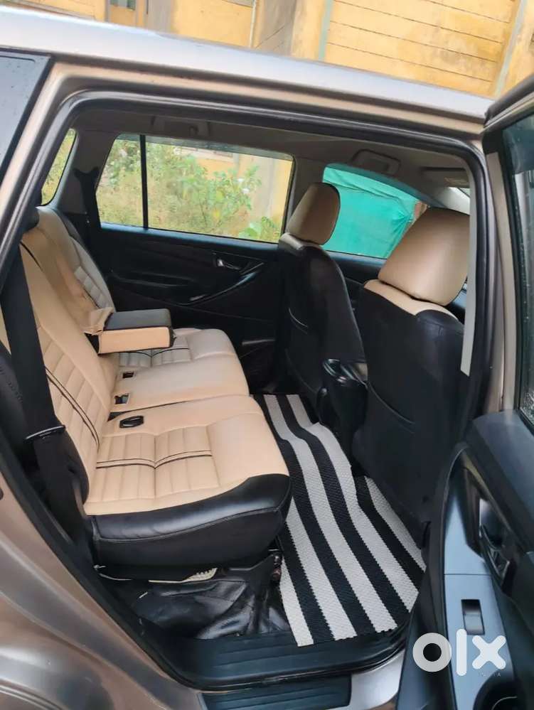 Toyota Innova Crysta 2018 Diesel 120000 Km Driven