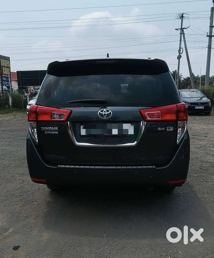 Toyota Innova Crysta 2.4 Vx Mt 8s, 2018, Diesel