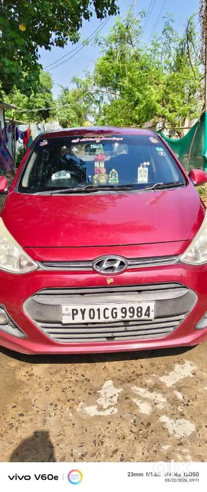 Hyundai Grand I10 2015 Diesel 80000 Km Driven