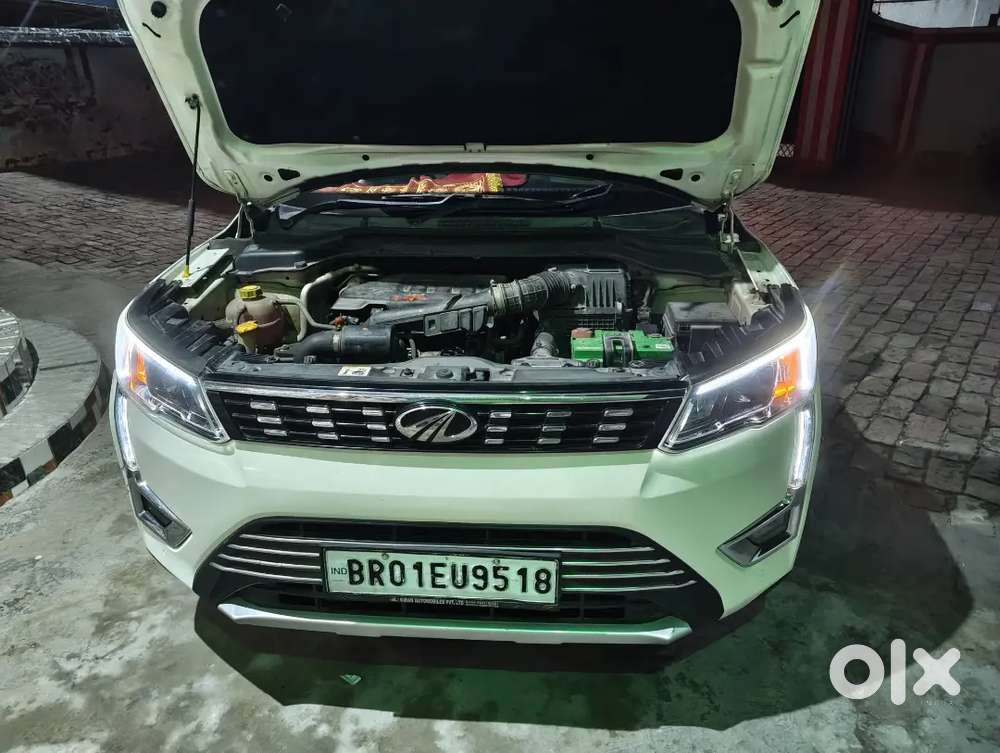 Mahindra Xuv300 2021 Petrol Well Maintained