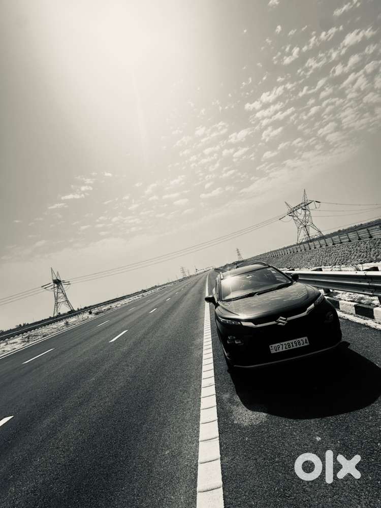 Maruti Suzuki Fronx Petrol 2024