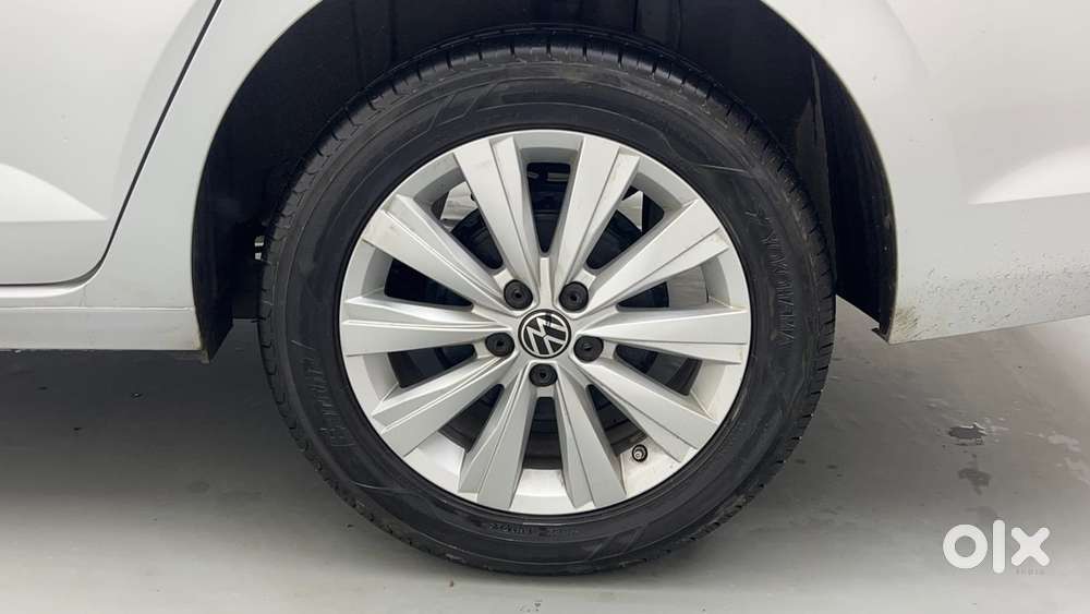 Volkswagen Virtus Highline Plus 1.0 Tsi At, 2024, Petrol