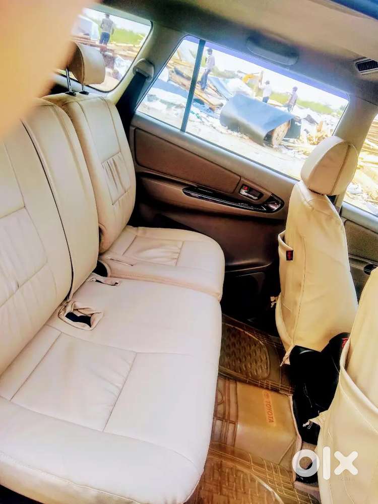Toyota Innova 2016 Diesel Well Maintained