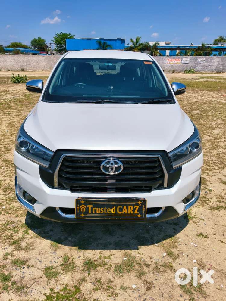 Toyota Innova Crysta 2.4 Z 7 Str, 2025, Diesel