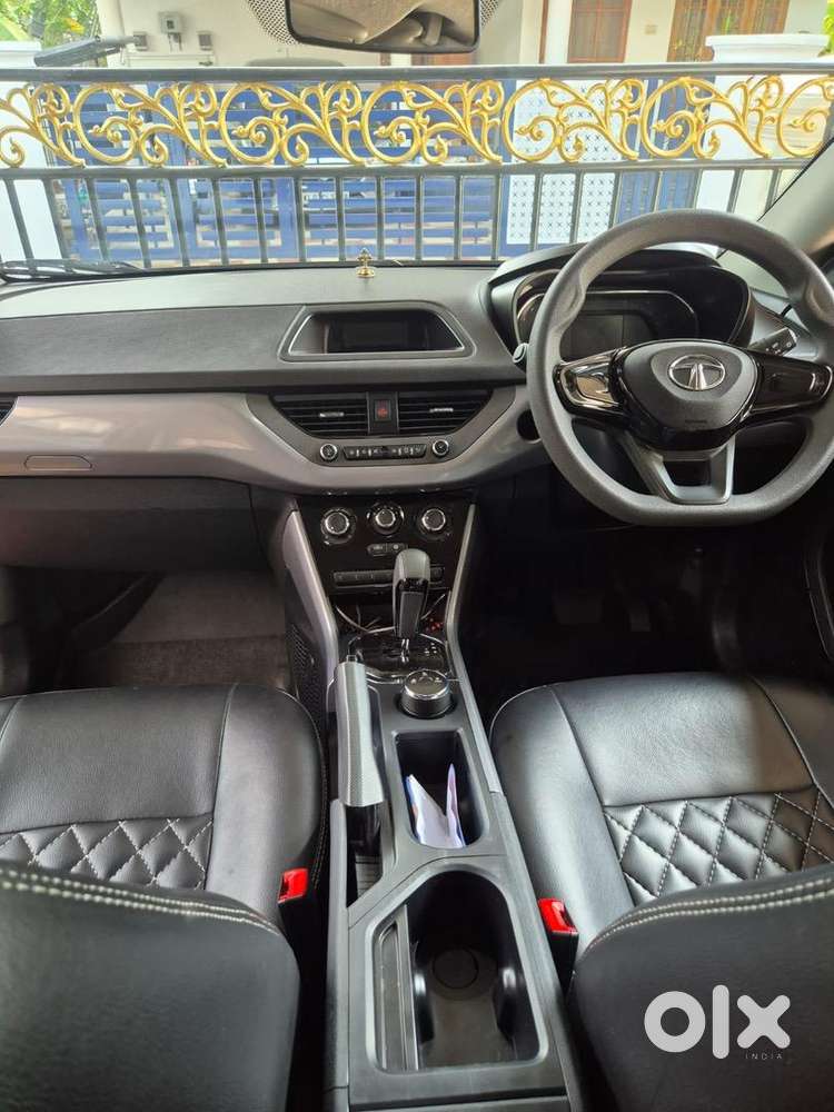 Tata Nexon Automatic Petrol 32200 Km Driven