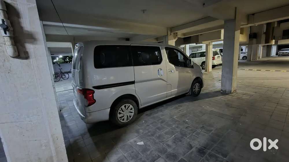 Nissan Evalia 2013 Diesel Well Maintained