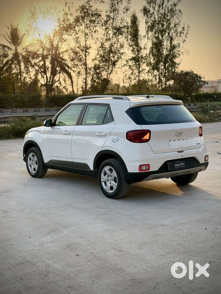 Hyundai Venue S Turbo, 2019, Petrol