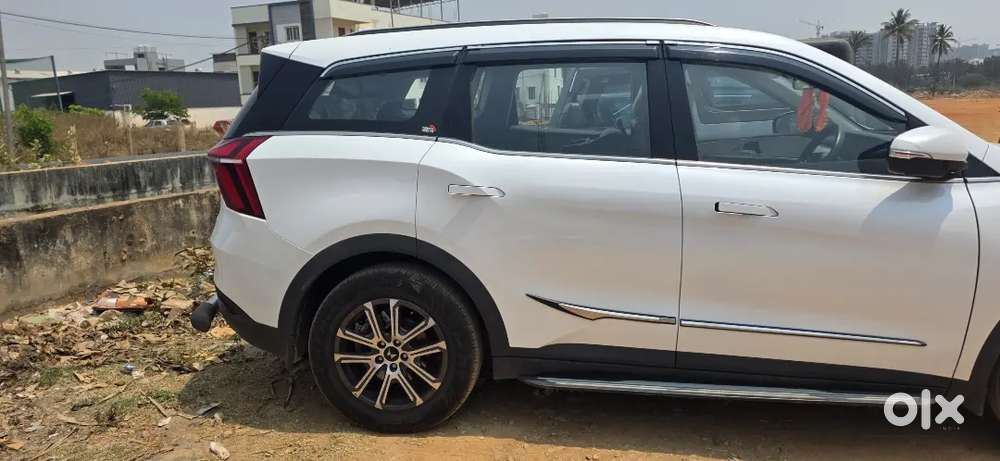 Mahindra Xuv700 2025 Diesel 10000 Km Driven