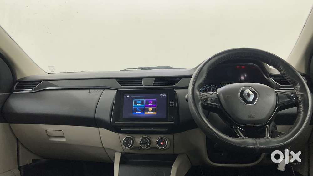 Renault Triber Rxt, 2022, Petrol