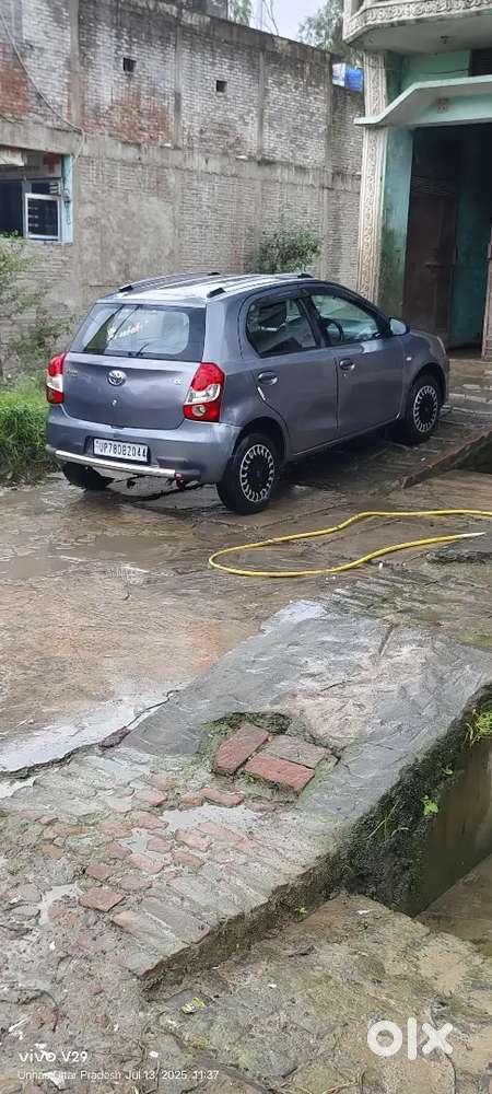 Toyota Etios  2013