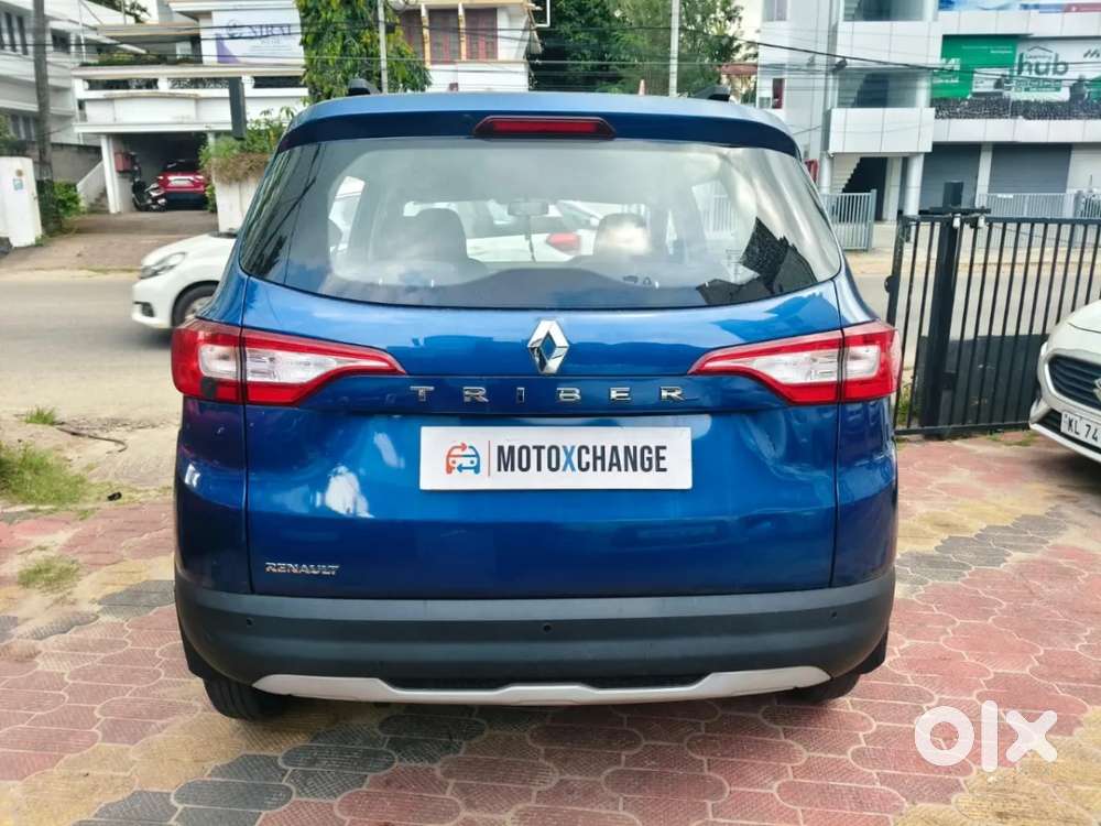 Renault Triber Rxt, 2022, Petrol