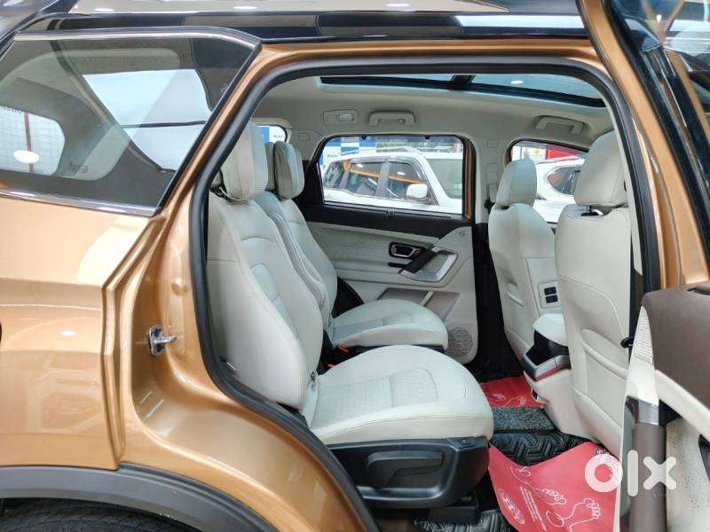 Tata Safari Accomplished Plus Dark Edition At, 2024, Diesel